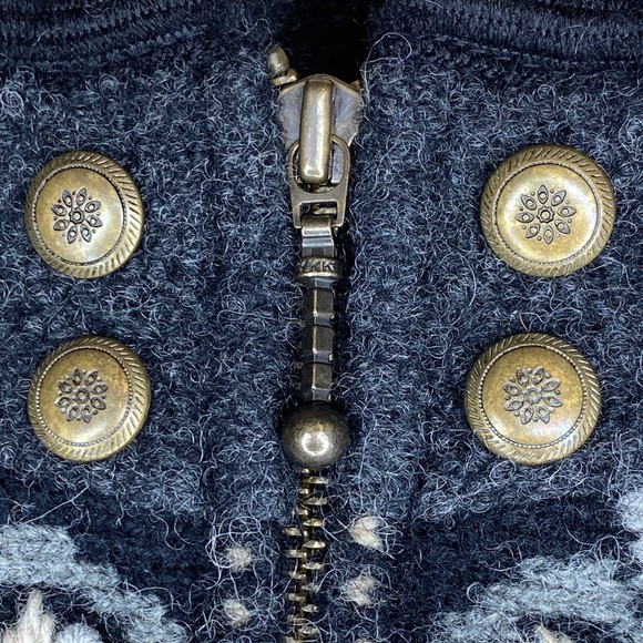 Icelandic Design Gray Wool Knitted Jacket Medium - Picture 8 of 11